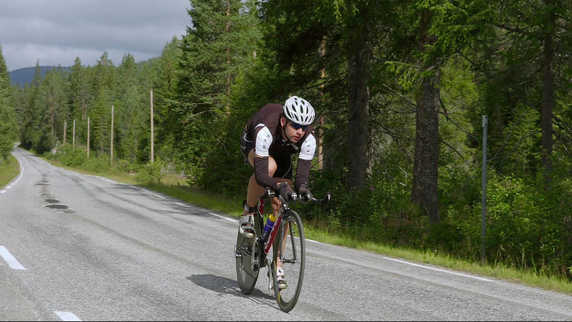北欧寒流中的法兰西烈焰，本泽马高光映照下的阿森纳丹麦之战